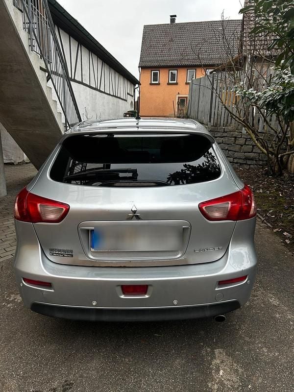 Gebraucht Mitsubishi Lancer Sportback 116 PS (85 kW) 2010 Grau Limousine