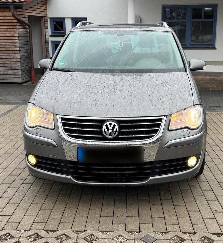 Gebraucht VW Touran 140 PS (102 kW) 2007 Grau Van / Kleinbus