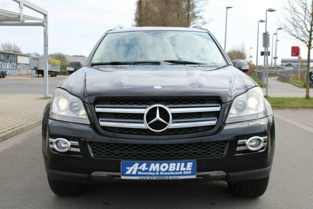Gebraucht Mercedes GL320 224 PS (164 kW) 2008 Schwarz metallic SUV