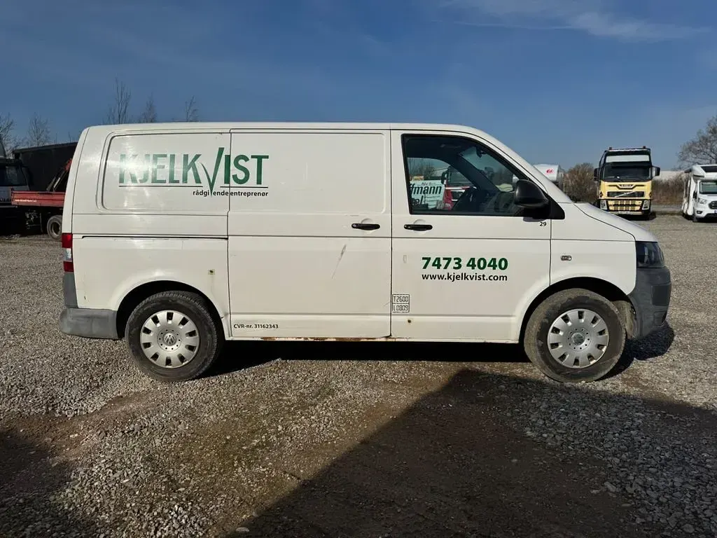 Używany VW Transporter 84 KM (61 kW) 2011 Biały Van