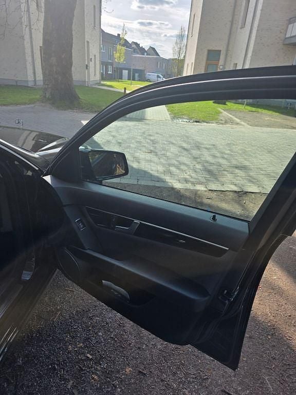 Gebraucht Mercedes 200 136 PS (100 kW) 2013 Limousine