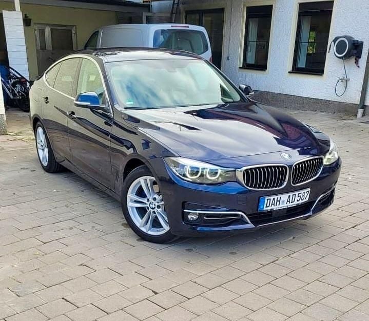 Blau Gebraucht 2019 BMW 320 Gran Turismo Luxury Line Limousine | 19.499 € (Fairer Preis) - Bild 1/4