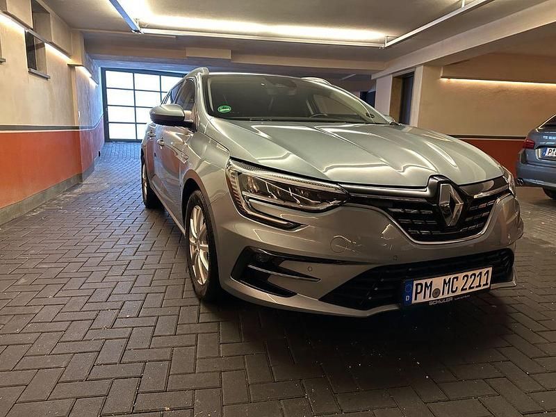 Gebraucht Renault Mégane IV Intens 140 PS (102 kW) 2021 Blau Limousine