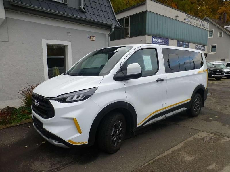 Gebraucht Ford Transit Custom 150 PS (110 kW) 2025 Frostweiß Kombi
