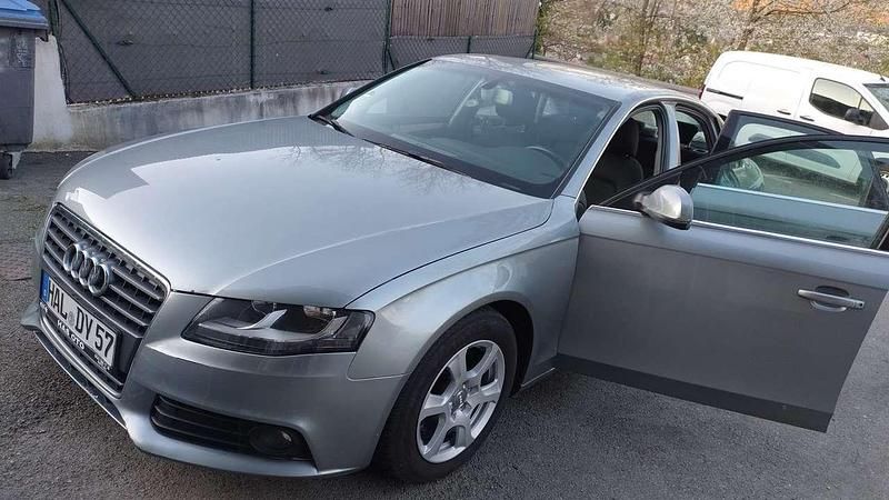 Silber Gebraucht 2009 Audi A4 Ambiente Limousine | 5.999 € (Fairer Preis) - Bild 1/4