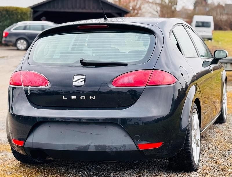 Second-hand Seat Leon FR-Line 200 CP (147 kW) 2007 Negru Hatchback