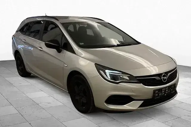 Gebraucht Opel Astra 140 PS (102 kW) 2022 Silber Kleinwagen
