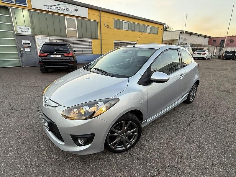 Silber Gebraucht 2009 Mazda 2 Dynamic Kleinwagen | 2.300 € (Fairer Preis) - Bild 1/4