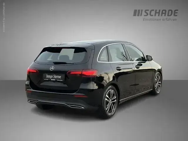 Gebraucht Mercedes B200 Progressive 150 PS (110 kW) 2024 Schwarz Kleinwagen