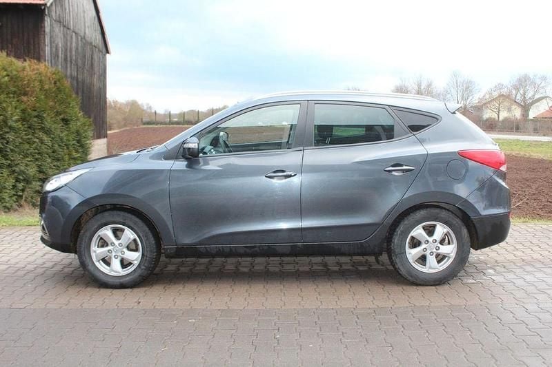 Gebraucht Hyundai ix35 Style 116 PS (85 kW) 2011 Grau SUV