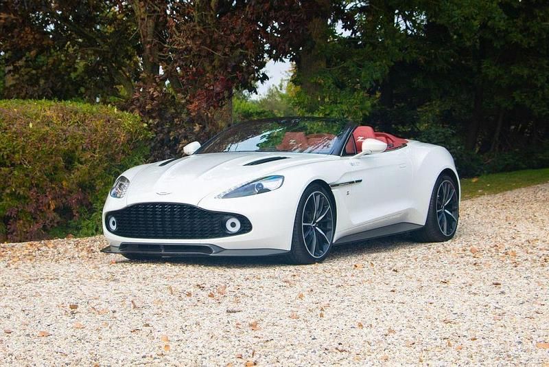 Gebraucht Aston Martin Vanquish 601 PS (442 kW) 2017 Weiß Cabrio