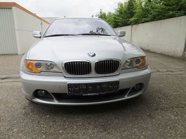 Silber metallic Gebraucht 2003 BMW 330 Coupé | 10.600 € - Bild 1/4