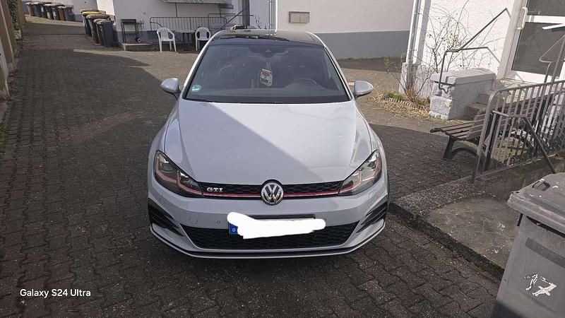 Gebraucht 2017 VW Golf VII GTI Limousine | 16.500 € (Guter Preis) - Bild 1/4