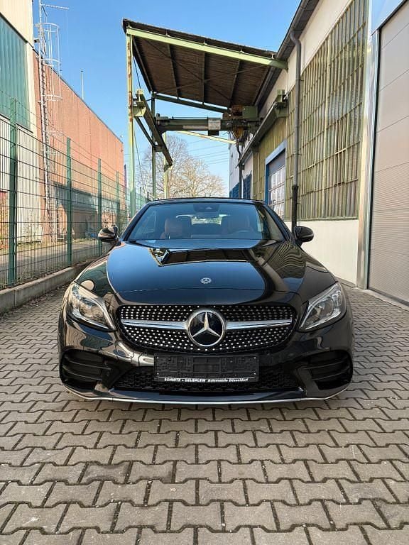 Gebraucht Mercedes C300 AMG line 258 PS (189 kW) 2019 Schwarz Cabrio