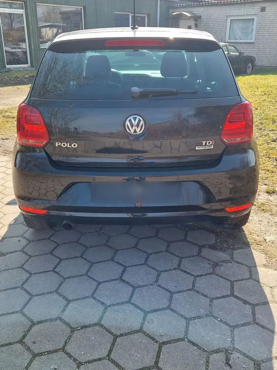 Second-hand VW Polo 105 CP (77 kW) 2014 Negru Hatchback