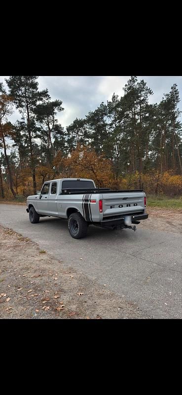 Gebraucht Ford F-150 360 PS (264 kW) 1978 Grau Pickup