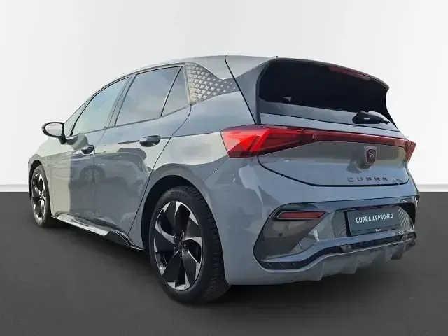 Używany Cupra Born 150 kW (204 KM) 2024 Szary Hatchback