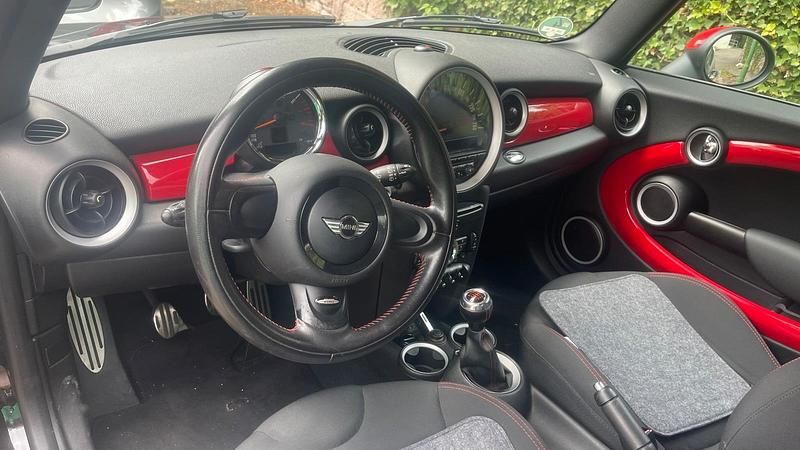 Second-hand Mini John Cooper Works 211 CP (155 kW) 2013 Negru Hatchback