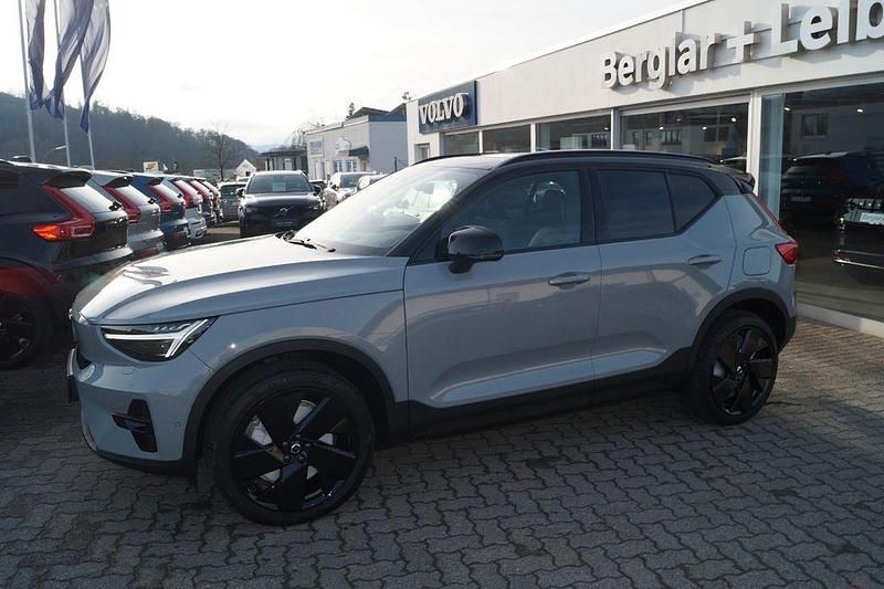 Neu Volvo EX40 Ultra 185 kW (252 PS) 2026 Vapour grey / dach black stone SUV