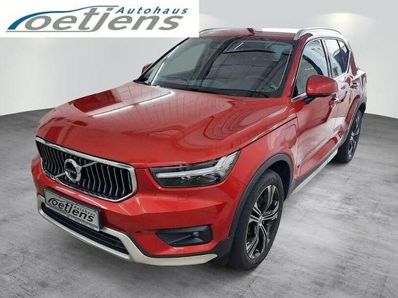 Rot Gebraucht 2021 Volvo XC40 Inscription SUV | 27.480 € (Guter Preis) - Bild 1/4