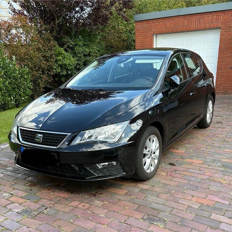 Schwarz Gebraucht 2017 Seat Leon ST Style Kombi | 12.499 € (Fairer Preis) - Bild 1/4