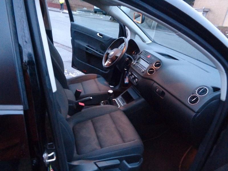 Gebraucht VW Golf VI Team 86 PS (63 kW) 2011 Schwarz Kleinwagen