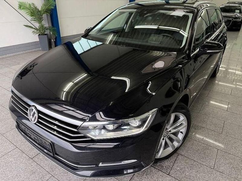 Unbekannt (metallic) Gebraucht 2018 VW Passat Highline Kombi | 17.790 € (Fairer Preis) - Bild 1/4