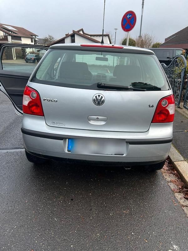 Gebraucht VW Polo 75 PS (55 kW) 2003 Grau Limousine