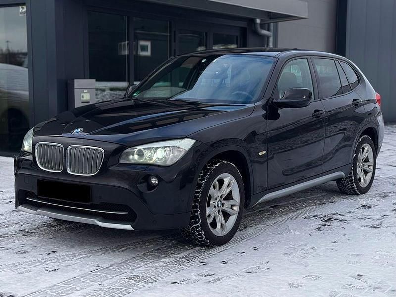 Schwarz Gebraucht 2010 BMW X1 Performance SUV | 9.800 € (Fairer Preis) - Bild 1/4