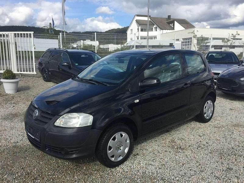 Second-hand VW Fox Basis 54 CP (39 kW) 2007 Negru Hatchback
