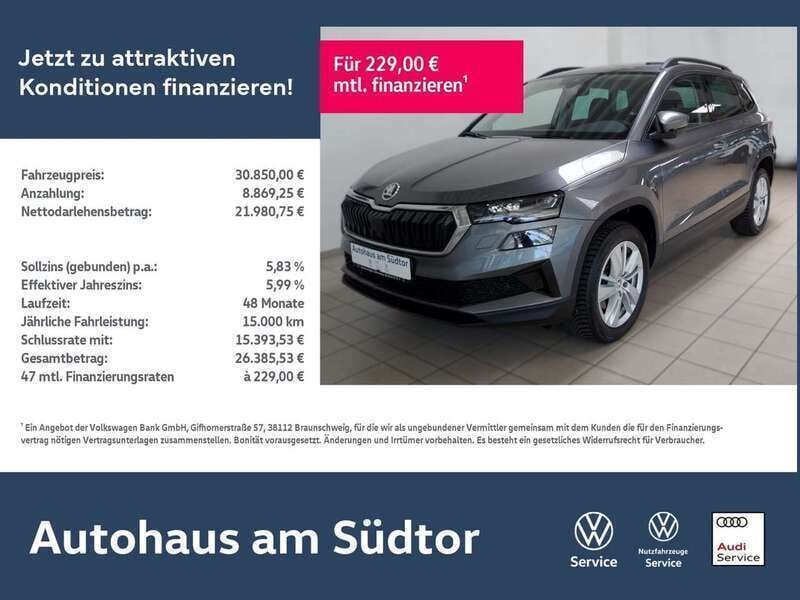 Graphitegrau metallic Gebraucht 2024 Skoda Karoq Selection SUV | 29.980 € (Fairer Preis) - Bild 1/4