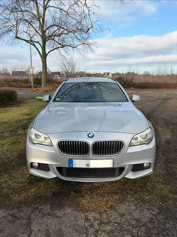 Używany BMW 530 Performance 246 KM (180 kW) 2011 Srebrny Kombi