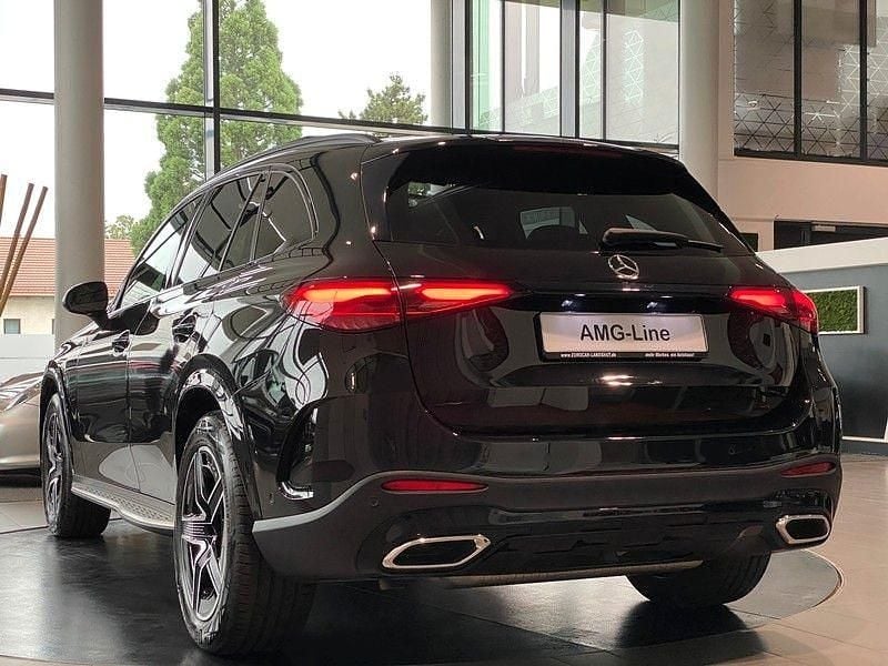 Gebraucht Mercedes GLC300 AMG line 258 PS (189 kW) 2023 Schwarz SUV