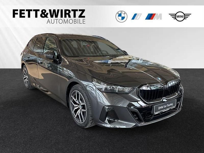 Neu BMW 520 M Sport 197 PS (144 kW) 2025 Sophistograu brillanteffekt metallic Limousine