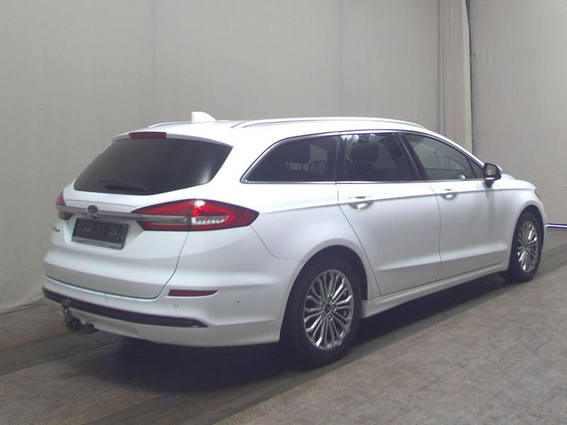 Gebraucht Ford Mondeo Titanium 150 PS (110 kW) 2021 Weiss Kombi