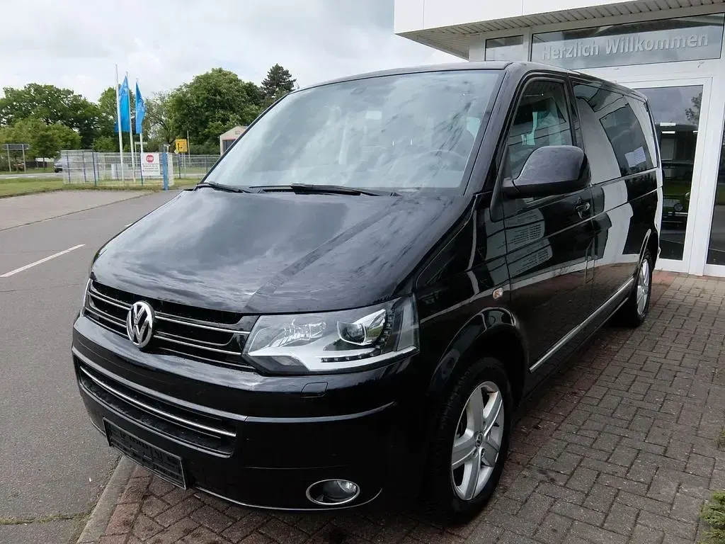 Gebraucht VW Multivan 179 PS (131 kW) 2015 Schwarz Van / Kleinbus