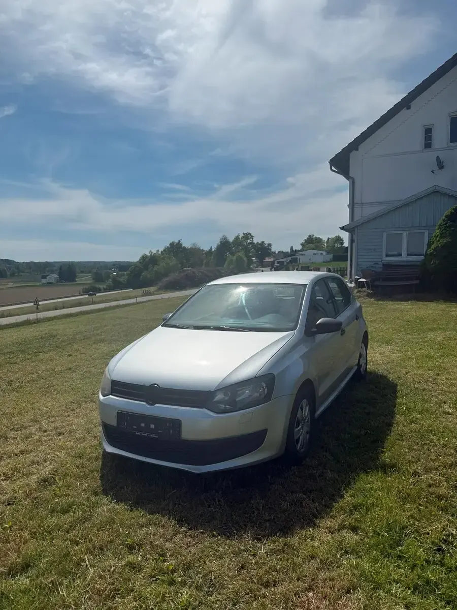 Usata VW Polo 75 CV (55 kW) 2011 Argento Utilitaria