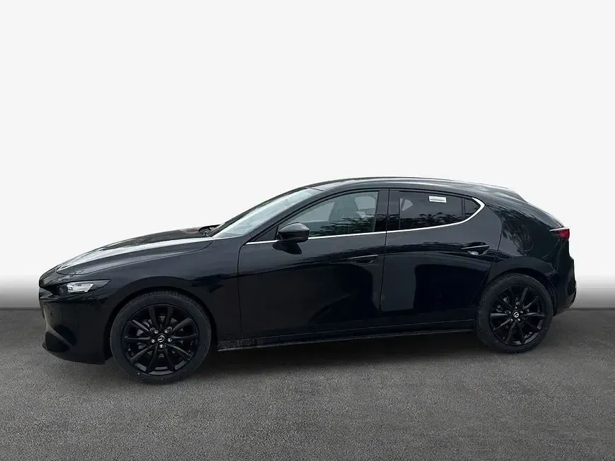 Neu Mazda 3 Nagisa 140 PS (102 kW) 2026 Schwarz Limousine