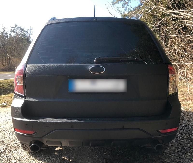 Gebraucht Subaru Forester 147 PS (108 kW) 2011 Schwarz SUV