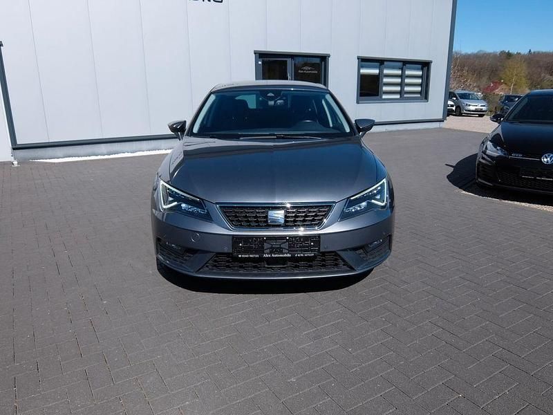 Gebraucht Seat Leon Style 116 PS (85 kW) 2018 Grau Limousine