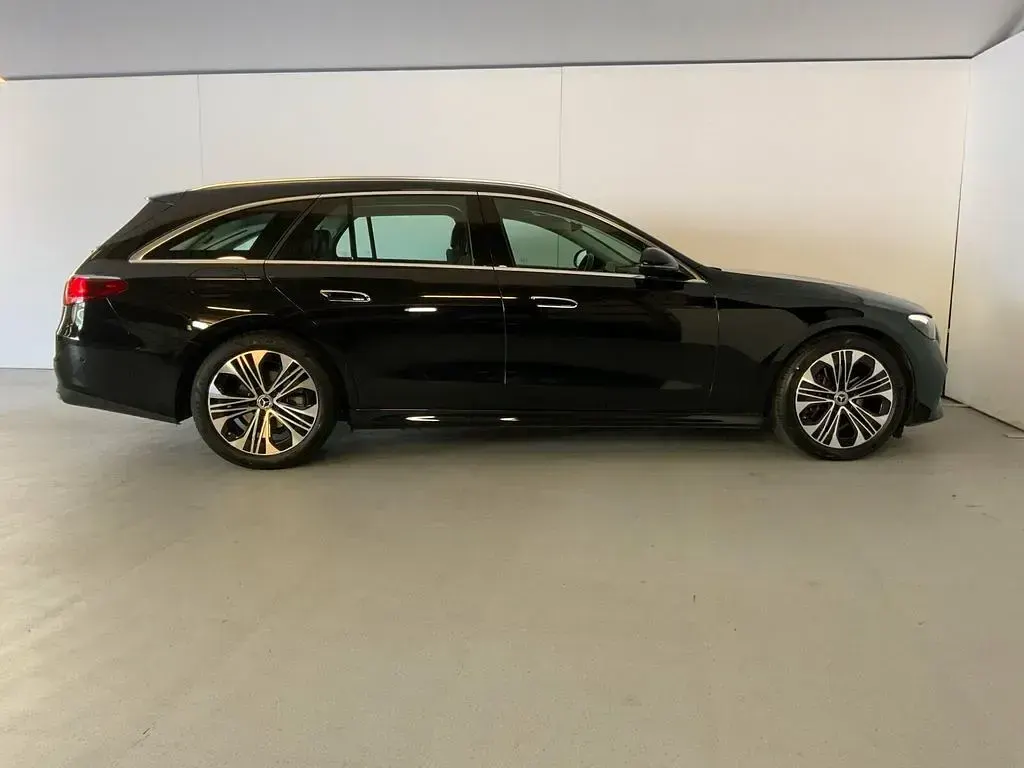 Gebraucht Mercedes E200 Avantgarde 204 PS (150 kW) 2025 Metalliclack obsidianschwarz Limousine