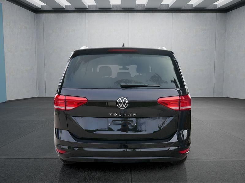 Neu VW Touran 150 PS (110 kW) 2025 Schwarz Van / Kleinbus