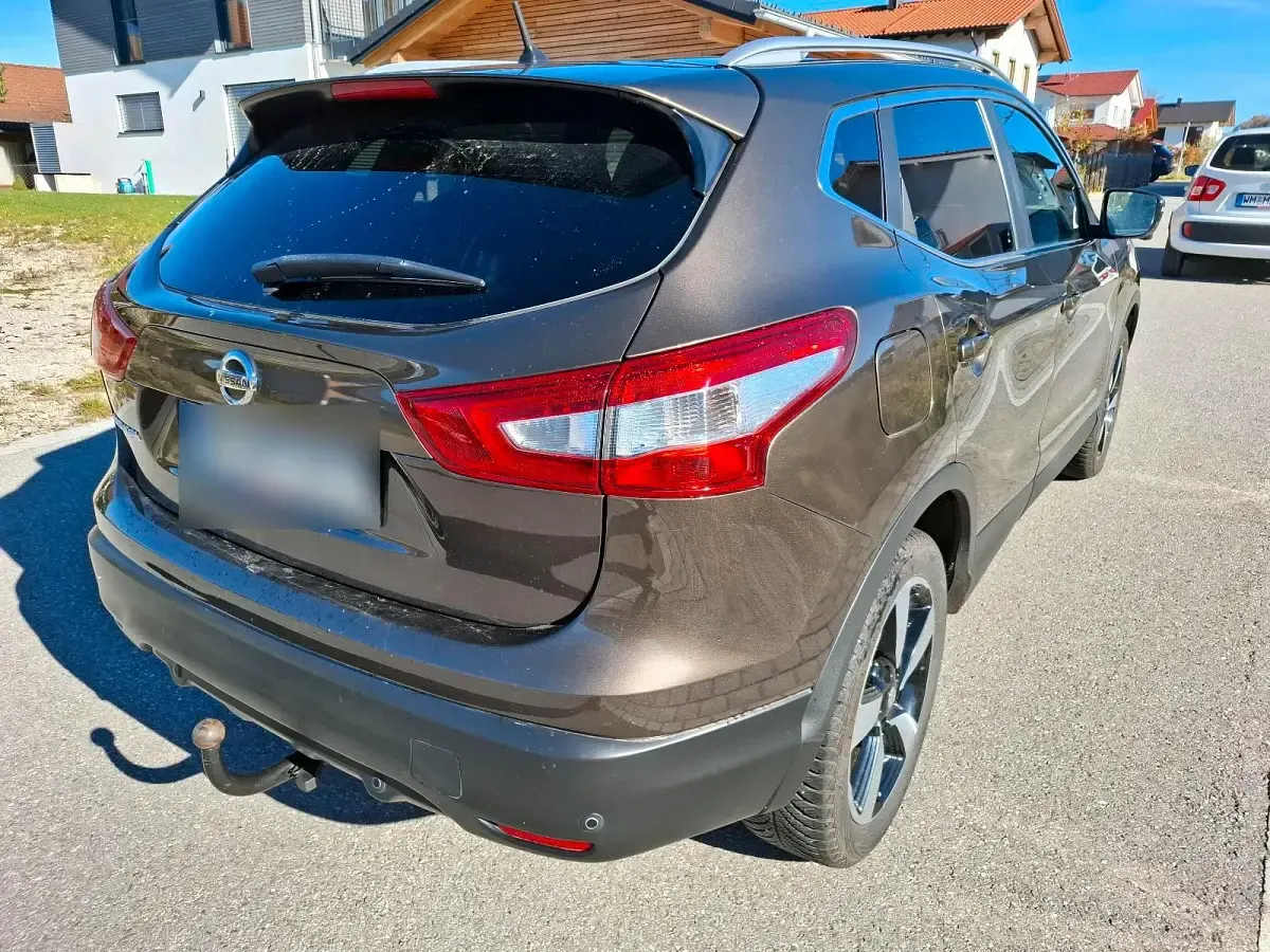 Gebraucht Nissan Qashqai 360º 136 PS (100 kW) 2016 Gold SUV