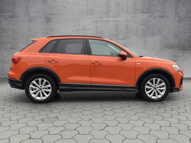 Gebraucht Audi Q3 S-Line 245 PS (180 kW) 2023 Pulsorange SUV