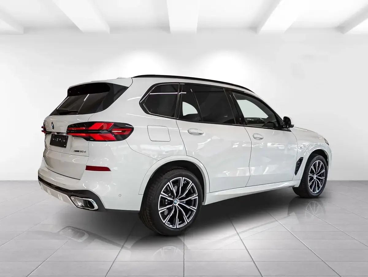 Gebraucht BMW X5 Shadowline 286 PS (210 kW) 2025 Alpinweiss iii SUV