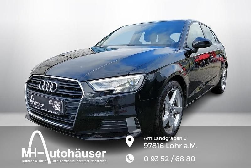 Brillantschwarz Gebraucht 2019 Audi A3 Sport | 19.990 € (Guter Preis) - Bild 1/4