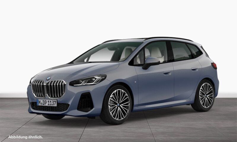 Grau Gebraucht 2022 BMW 220 Active Tourer Luxury Line Van / Kleinbus | 26.906 € (Fairer Preis) - Bild 1/3