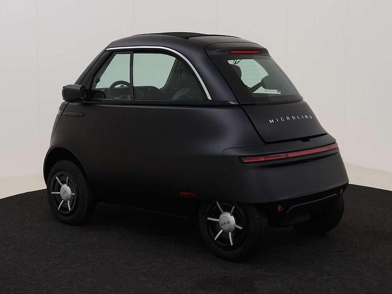 Second-hand Micro Microlino 11 kW (15 CP) 2024 Negru Hatchback