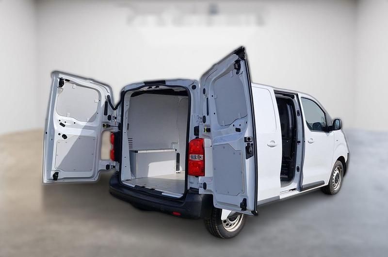 Gebraucht Citroën Jumpy 177 PS (130 kW) 2024 Weiß Van / Kleinbus