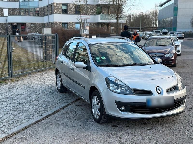Gebraucht Renault Clio GrandTour 85 PS (62 kW) 2008 Silber Kombi